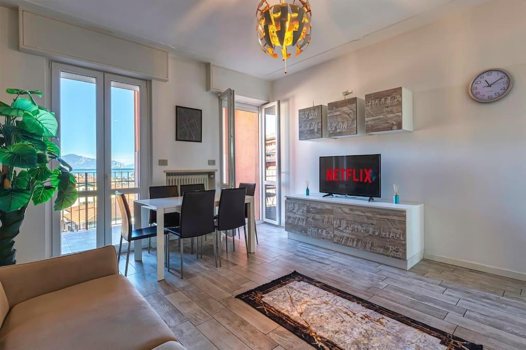 Garda Lake View Apartment Desenzano del Garda Exteriér fotografie